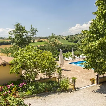 La Terrazza, Uncontaminated Beauty Near Lake Trasimeno * デルータ
