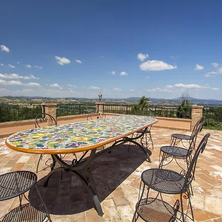 La Terrazza, Uncontaminated Beauty Near Lake Trasimeno
